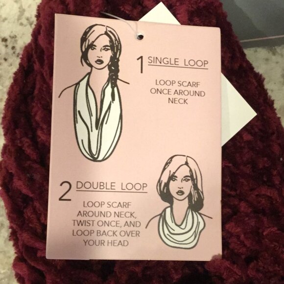 Infinity Loop scarf - Picture 3 of 4